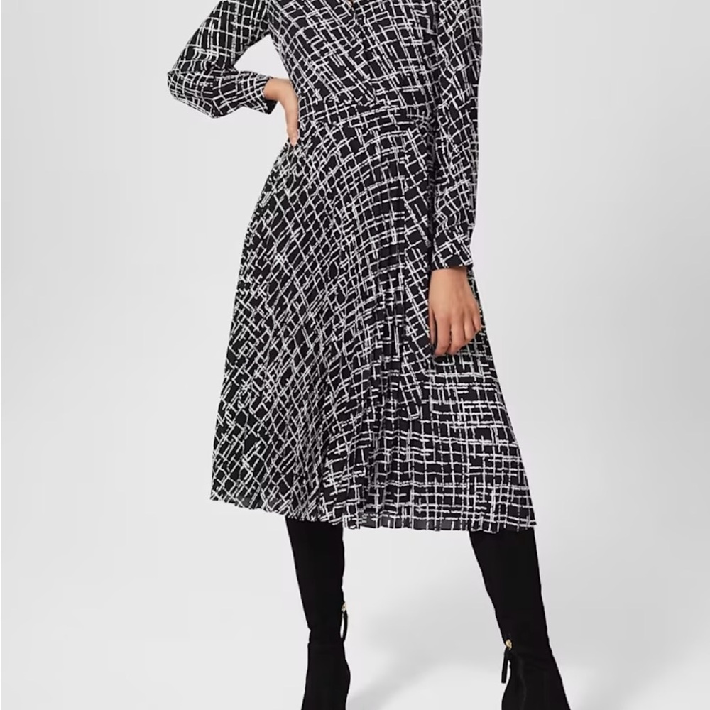 Chic Black and White Patterned Dress
